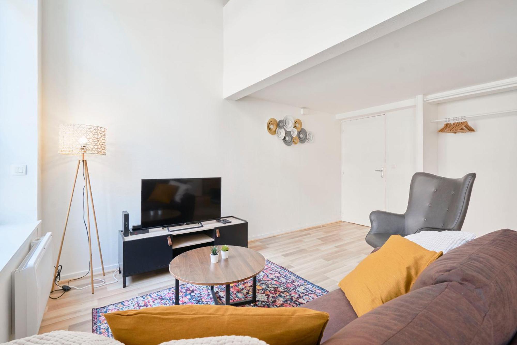 Locationstourcoing - Le Loft Apartment ภายนอก รูปภาพ
