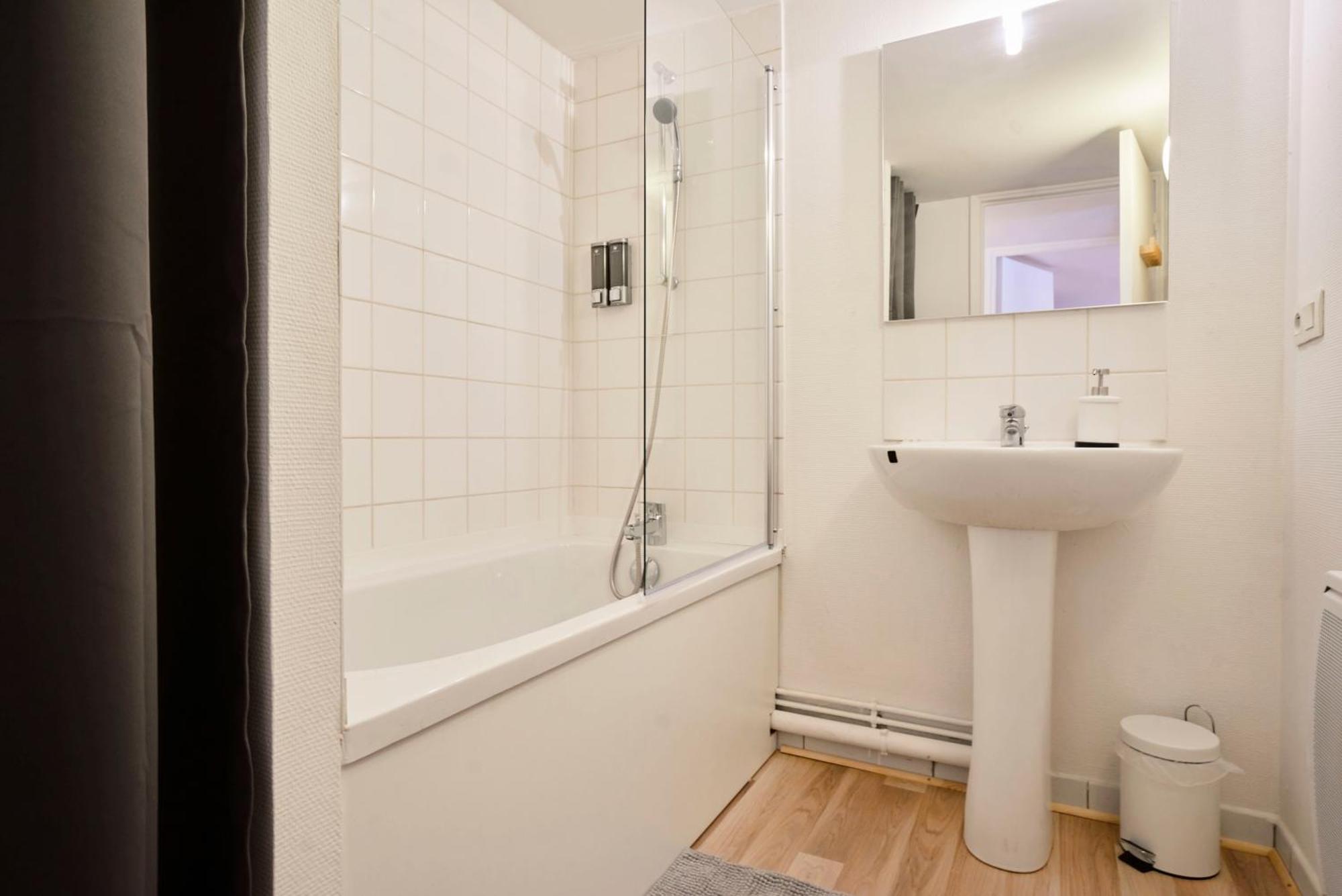Locationstourcoing - Le Loft Apartment ภายนอก รูปภาพ